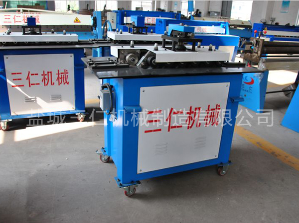 咬口機(jī)(轆骨機(jī)) 咬口機(jī)(轆骨機(jī))