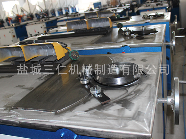 螺旋風(fēng)管機(jī) 螺旋風(fēng)管機(jī)